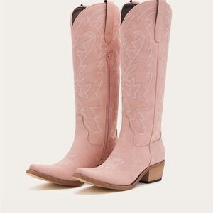 Chic Blush Cowboy Boots